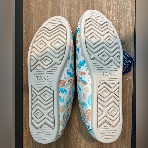 NWT TOMS Women's Natural Seashell Print Alpargata Slip-On Shoes - size 9 - Picture 8 of 12